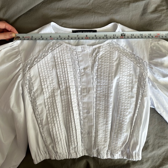 SOLD NWOT White Cotton Cropped Blouse - Picture 13 of 16